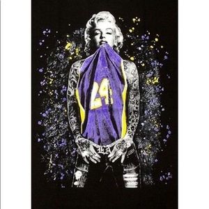 Kobe tshirt. Men’s black